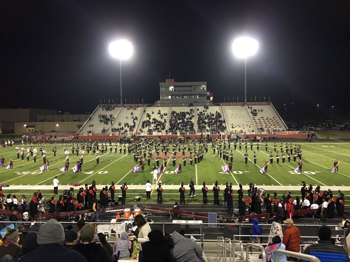 AhnaSGomez's tweet photo. Honored that our wonderful @IHSTT Drill Team selected me as Educator of the Week! Thanks for a great football season, @IrvingHigh Toy Tigers! #DancersRule #proudprincipal https://t.co/XWpaHdaoqb