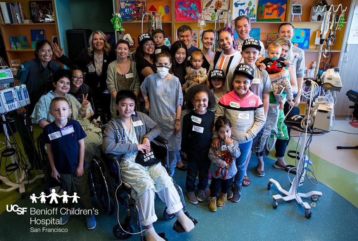 MikeAndersonMD's tweet photo. Truly a wonderful soul. @aliciakeys Our kids and staff are still smiling @UCSFChildrens #Dreamforce2017 https://t.co/Mk5CVJZCsa