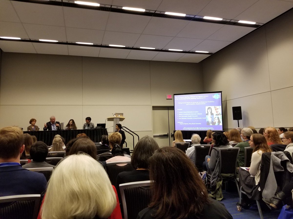 Packed room for <a href="/WomenInCogSci/">WiCS+</a> panel on professional visibility using social media - lots of pitfalls to consider #psynom17