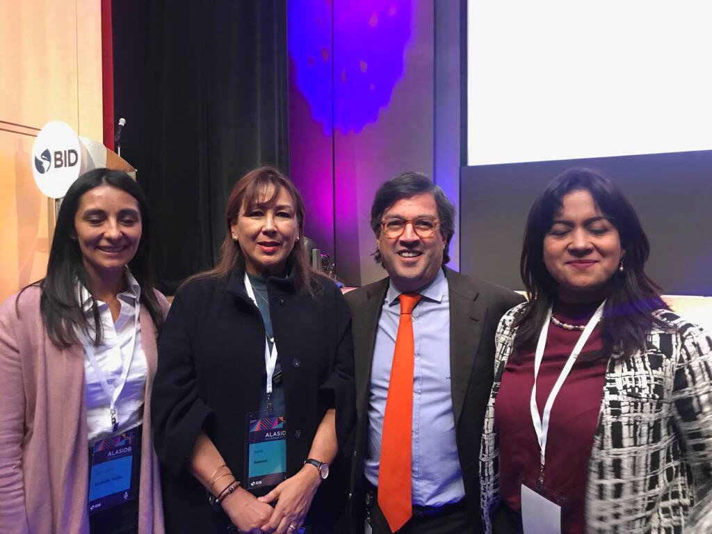 agamez128's tweet photo. #Innovación de Desarrollo Infantil Temprano @MorenoBID #AHORA #ALASBID2017 #fondoDIT https://t.co/g4DyzXiFOl