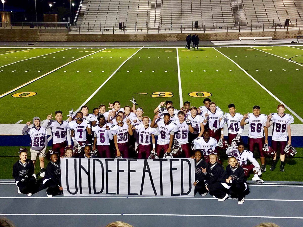 2017 Ennis Lions Freshmen Maroon drop Corsicana 42-20 District Champions. 
Undefeated 9-0-1. 
#Crowned.