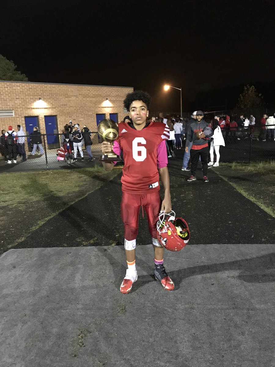 rmatos2744's tweet photo. Congrats to my boy and his squad, Battlefield Middle School on their 14-12 victory!!
#CountyChamps #GameWinningTouchdown https://t.co/YW5CVqOsQ7