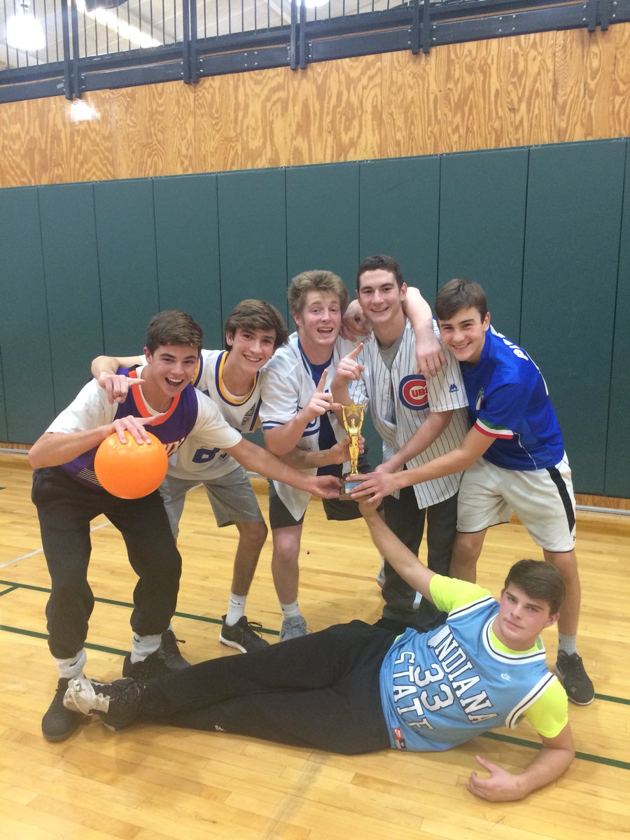 BillittierCW's tweet photo. First annual @FremdVikings @FremdService dodgeball tournament champions! #fhsspirit https://t.co/HwVedX37QB