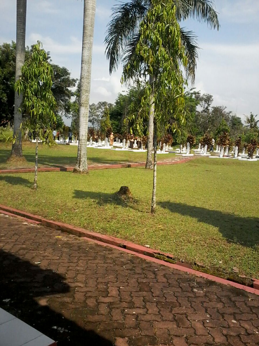 Upacara Tabur Bunga, untuk mengenang jasa Para Pahlawan Kusuma Bangsa, TM Purbo Saroyo Purbalingga, 10/11/2017