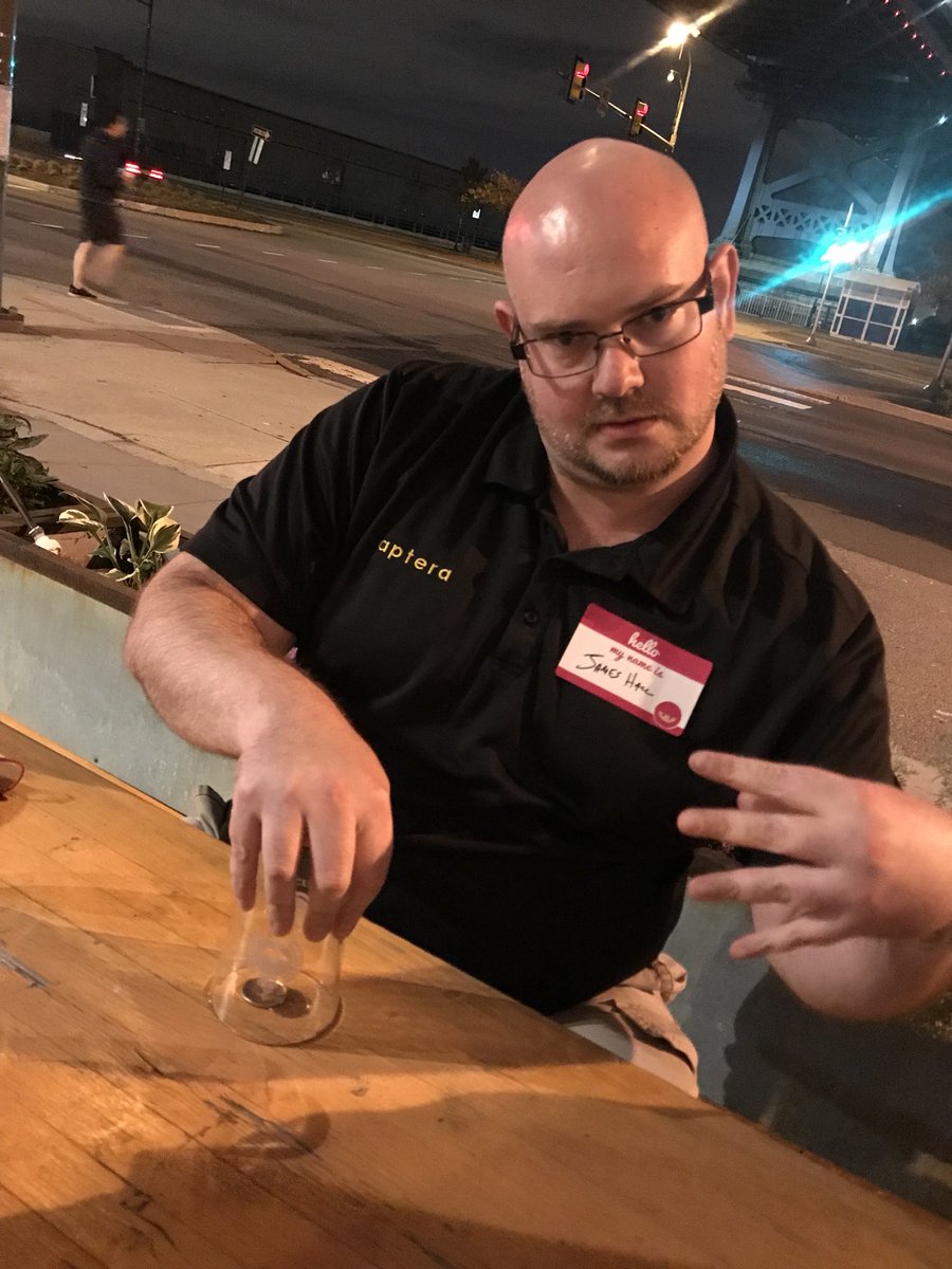 jennydoesthings's tweet photo. James is outside magic’ing everyone in the FACE. He uses magic as an ice breaker. Find him, ask him about his cards and coins! #TestBash #TestBashPhilly #testbashafterdark https://t.co/5u8053EGrU
