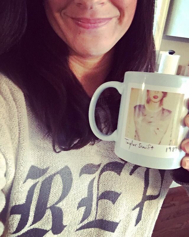talldrinkhappy's tweet photo. It feels like one of those nights, we won’t be sleeping ☕️ @taylornation13 #tgit #reputation3hours #butfirstmorecoffee https://t.co/bY00sIMJPZ