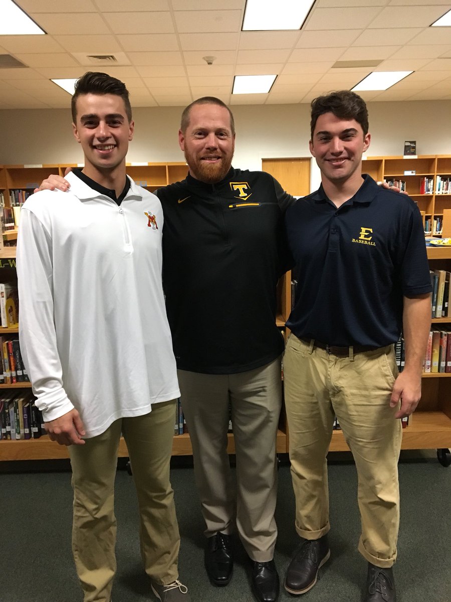 Theluchanskys's tweet photo. Congrats to @jake_luchansky on signing his NLI tonight with teammate Colby!!! #VMIbound #lovemynumber6 ❤️❤️❤️ https://t.co/epKfeRDeNC