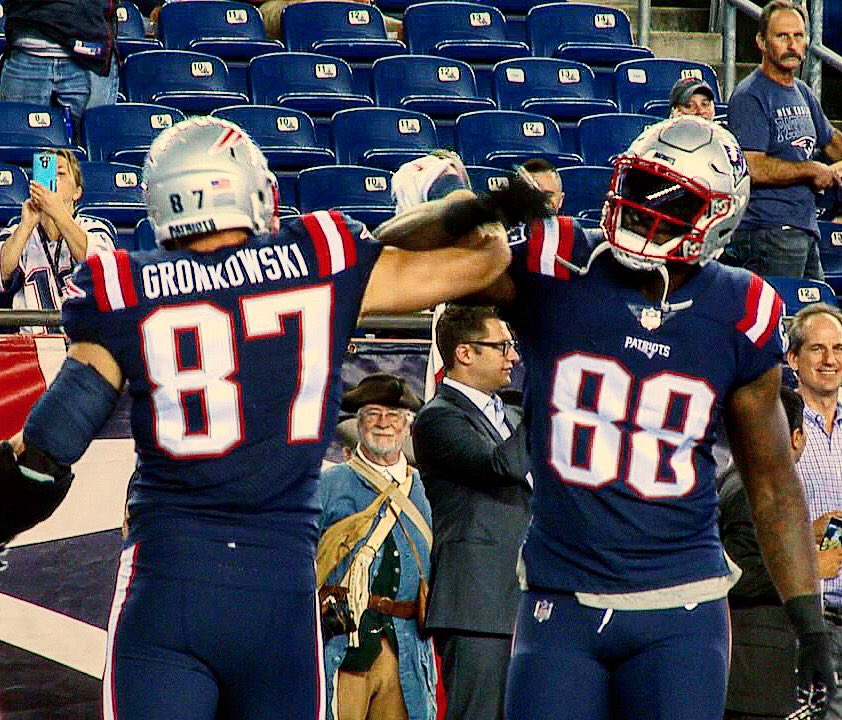 JhiggzWBZ's tweet photo. Happy to hear Martellus is coming back! #patriots #nfl #football #NewEnglandPatriots #patriotsfootball #welcomeback https://t.co/AnrSeY7dlh