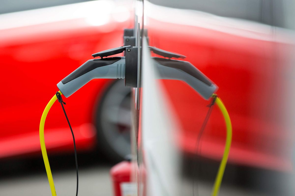 business's tweet photo. This energy giant is plotting an electric car charging network from Norway to Italy https://t.co/SBSFcwmjrx https://t.co/I9wKf7EqB4