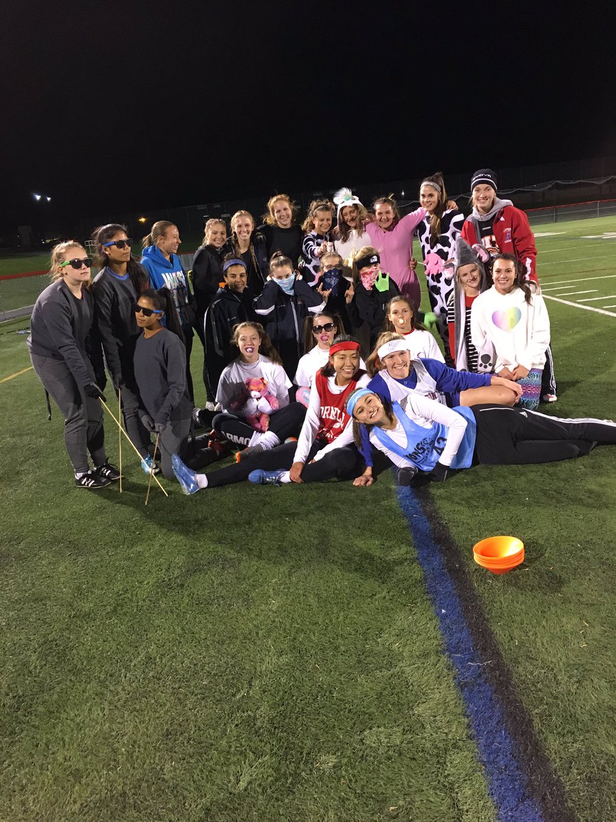 tdon10's tweet photo. 3v3 tourney #FVS2017 #tradition https://t.co/OEb3nK6hwV
