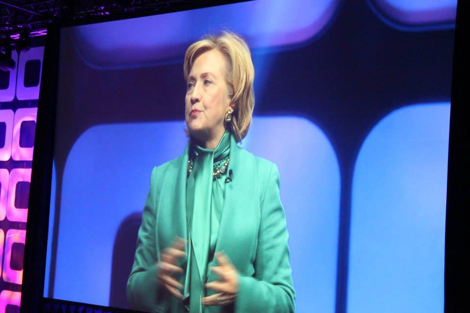 Farah_Arch's tweet photo. In honor of @BillClinton and @Greenbuild , here's a photo of @HillaryClinton from when I attended as a scholarship recipient back in 2013! #Philadelphia #Greenbuild17 #greenprofessional #sustainability #environment https://t.co/TcTyEVyfwq