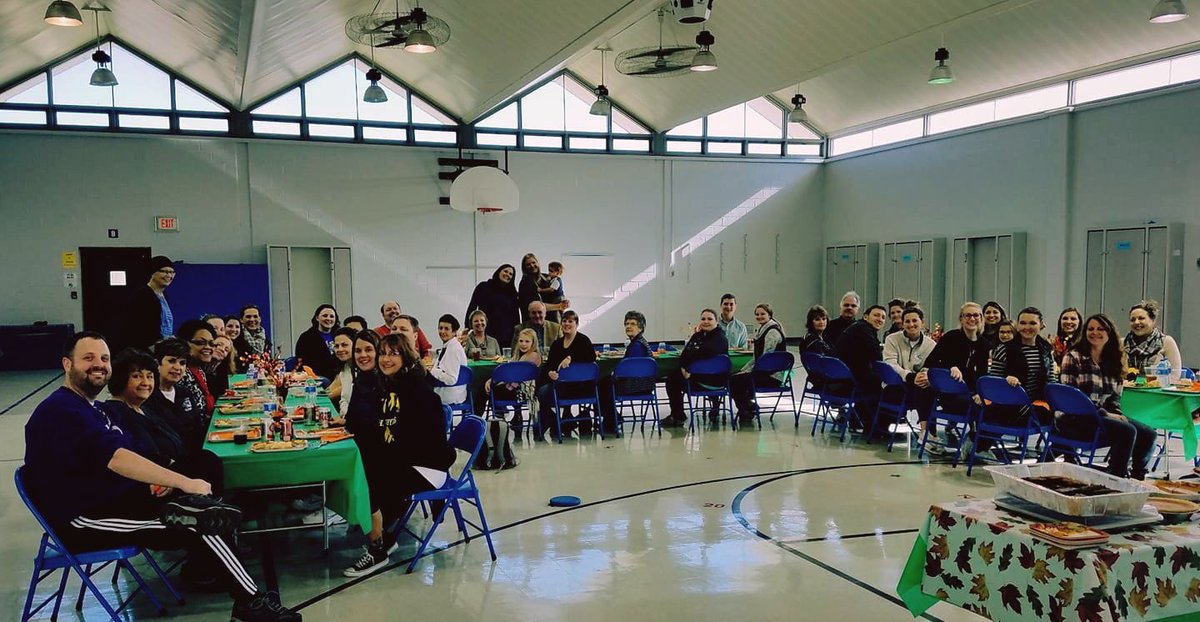 MrsHeinzen7's tweet photo. Today at Fort Crook, we had our first Friendsgiving. I am so incredibly grateful to be part of such an amazing place. We are more than a staff—we are a family. 💙 #TeamBPS #FCFalcons https://t.co/ZNqNeMTuwk