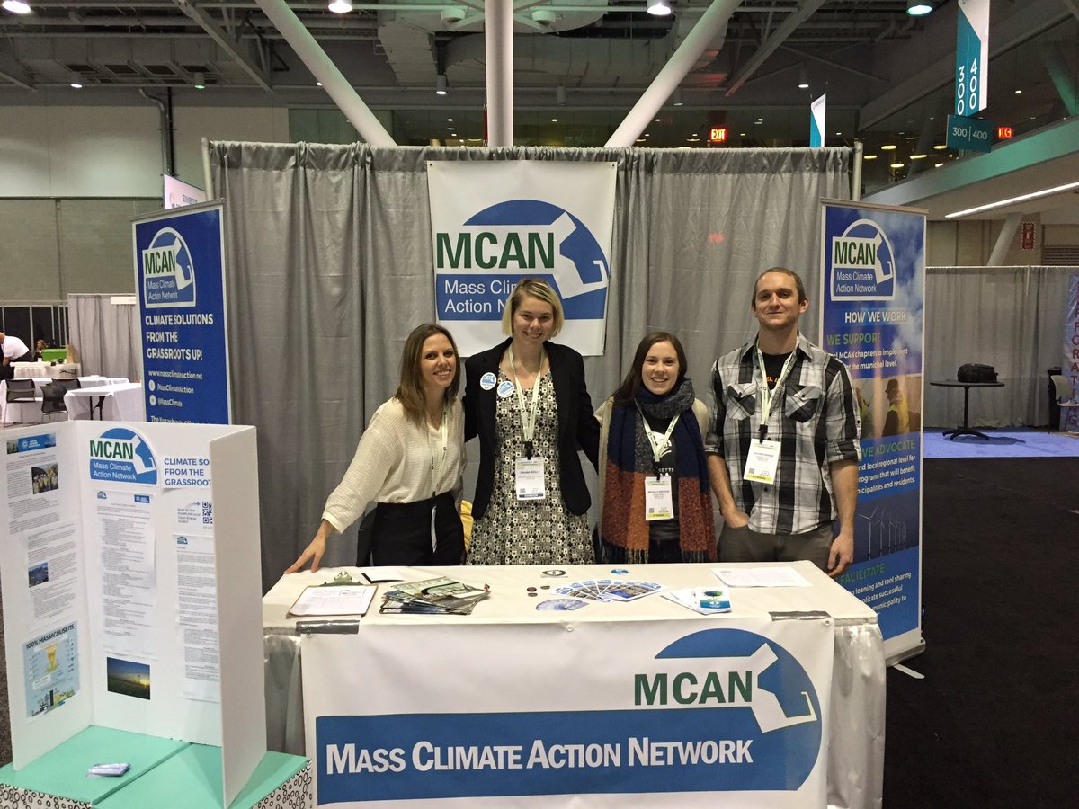 MassSierraClub's tweet photo. We had a great time tabling with our friends @MassClimate and talking #NetZeroBoston at #Greenbuild17 #WeAreALLIN #ActOnClimate https://t.co/uT4cWukpMp
