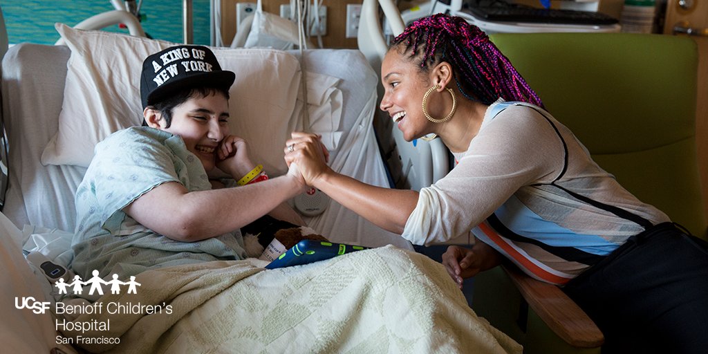UCSFChildrens's tweet photo. Thank you for visiting us, @aliciakeys! Our kids are still smiling! 🎤❤️ https://t.co/kQGYeV9euQ