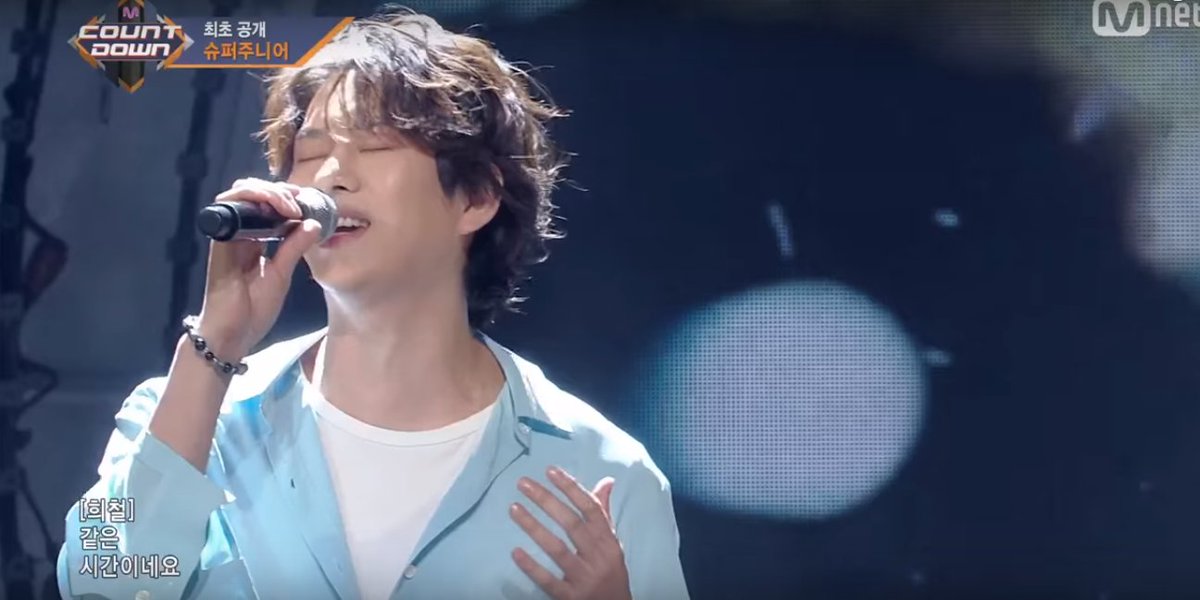 PetalsArg's tweet photo. 【CAPS/171109】🌸 Super Junior - One More Chance @ M! Countdown #HEECHUL #4PIC (2) https://t.co/LGvirJqVjy