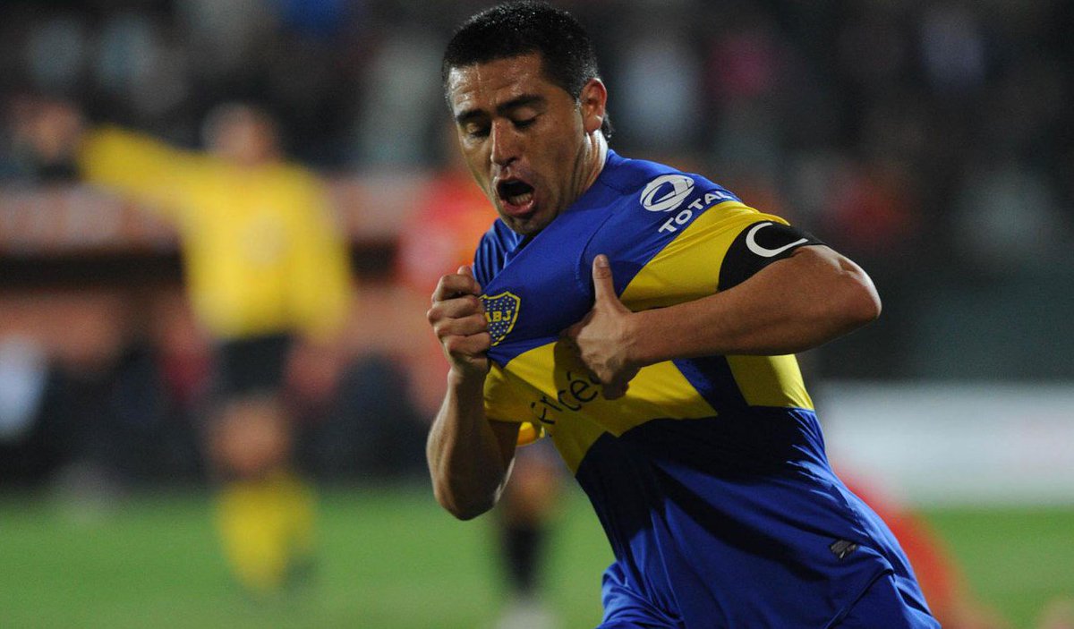 SC_ESPN's tweet photo. Una leyenda: ¡dale RT si creés que Juan Román Riquelme es el máximo ídolo de la historia de Boca! https://t.co/oRO2TuIR97