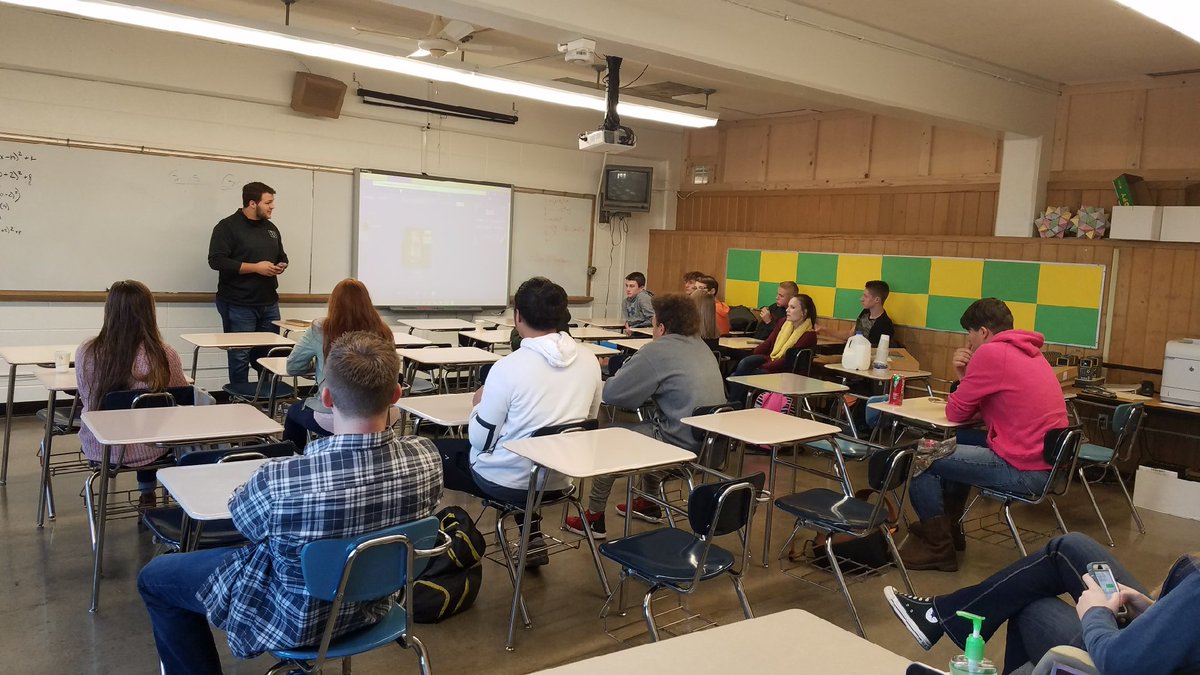 fca_hillcrest's tweet photo. Hillcrest Alumni @McGuire_Garrett encouraging a steady rock to stand on during your daily life, especially in your schools. Why not God? Be an example. Be a leader. 
#FellowshipofChristianAnyones
#WhyNotGod? https://t.co/YDGlOUresn