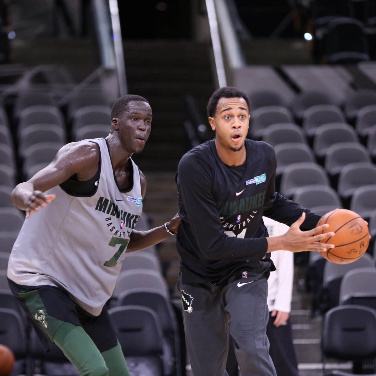 Inside Look At Today’s Practice » on.nba.com/2hXqG4e  #FearTheDeer https://t.co/KJyq53N2Hh