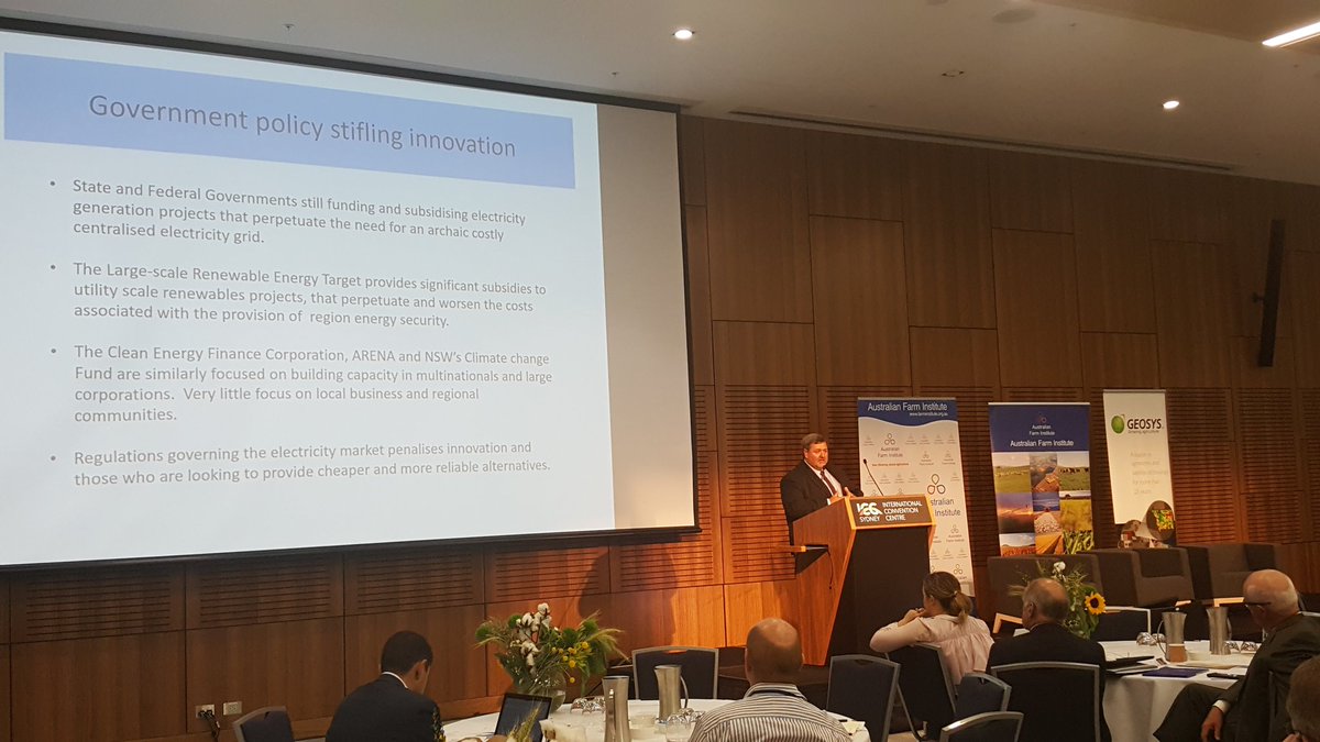 AustFarmInstitu's tweet photo. @david_mailler proving that "we've got options" when it comes to delivering onfarm energy solutions.
#aficonf #energy #auspol https://t.co/IFqPJj4P7n