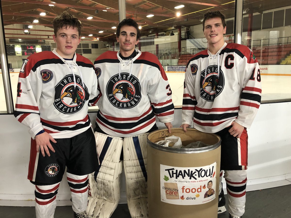 pcsailorshockey's tweet photo. Great job #Hawkeytown , we filled the bin up! Thank you for supporting such a great cause! We will be collecting more non-perishable food donations next home game vs @StCathFalcons https://t.co/ZP8Gl9vDy1