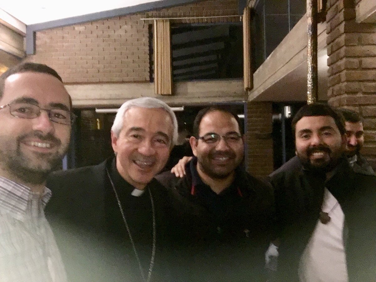 arzobispojorge's tweet photo. Gracias a los seminaristas de la etapa configurativa o teológica de Santiago de Chile 🇨🇱  por  vivir y transmitir la alegría del Evangelio y el gozo de la vocación. https://t.co/aKdQH6m9sY