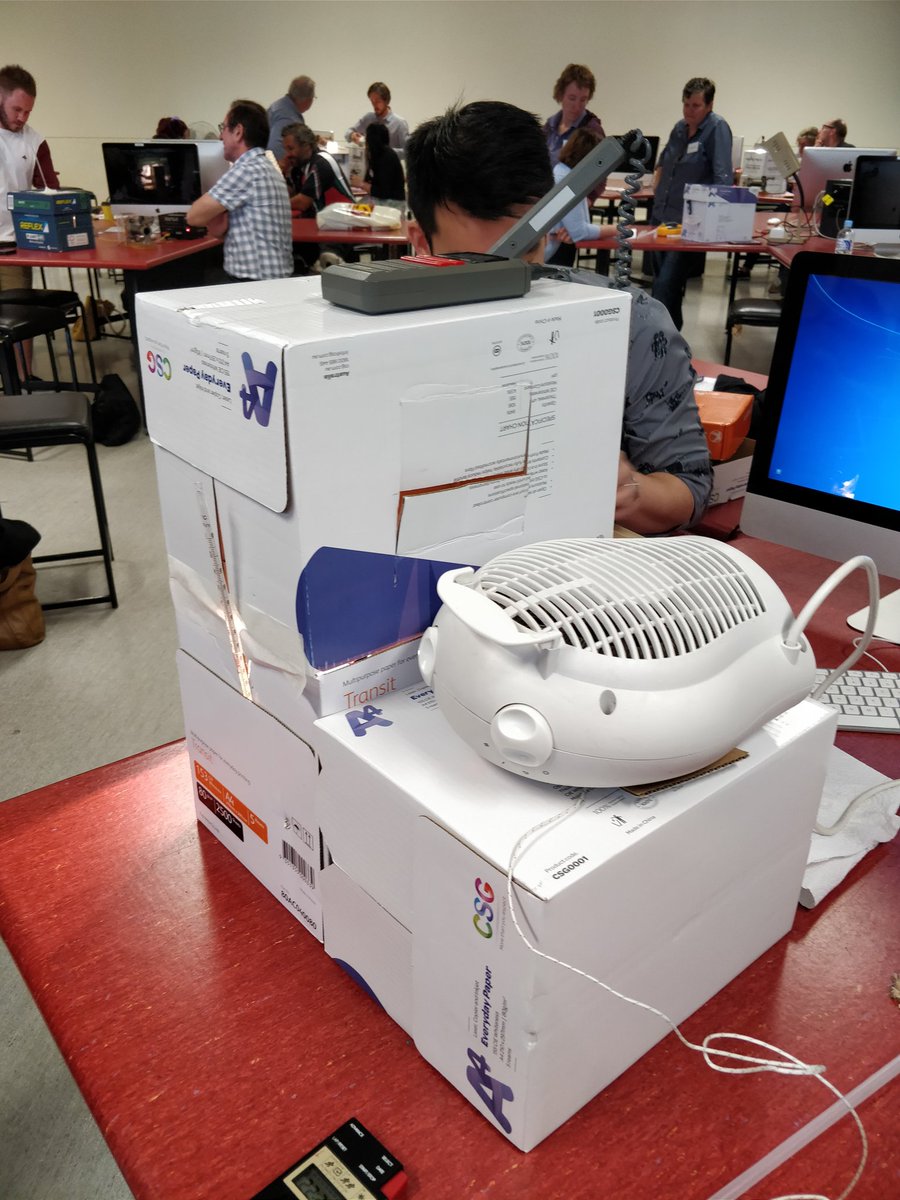 Gordeauz's tweet photo. The house that science built! @nigel_kuan thermal insulation, conductivity and radiation. #hscphysics #ozscied https://t.co/TSjIaaCn2k