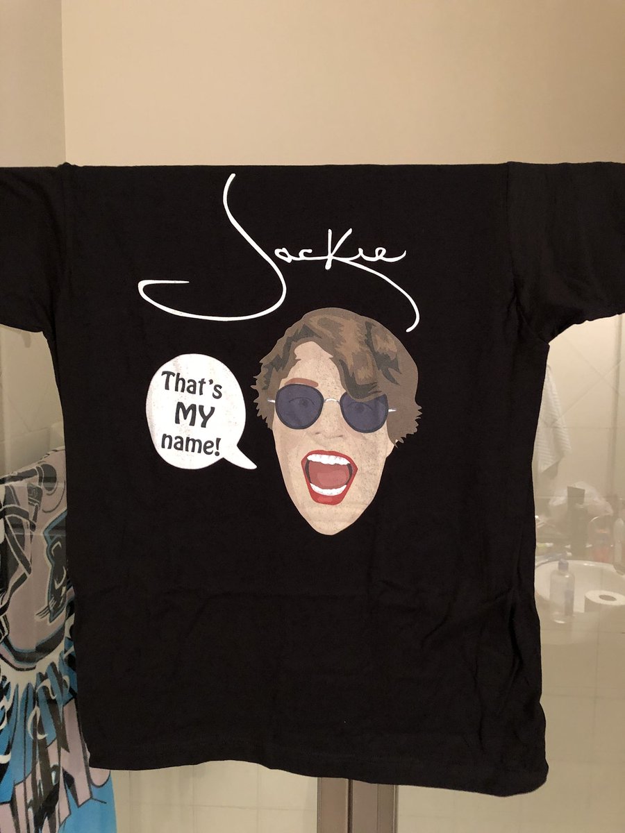 Holly_jacks's tweet photo. Just got home from a late night at work to an amazing surprise. My favorite podcast squirty bird on a shirt!  <3  @jacktheworm #ThatsMyName https://t.co/NfTd4Nksn4