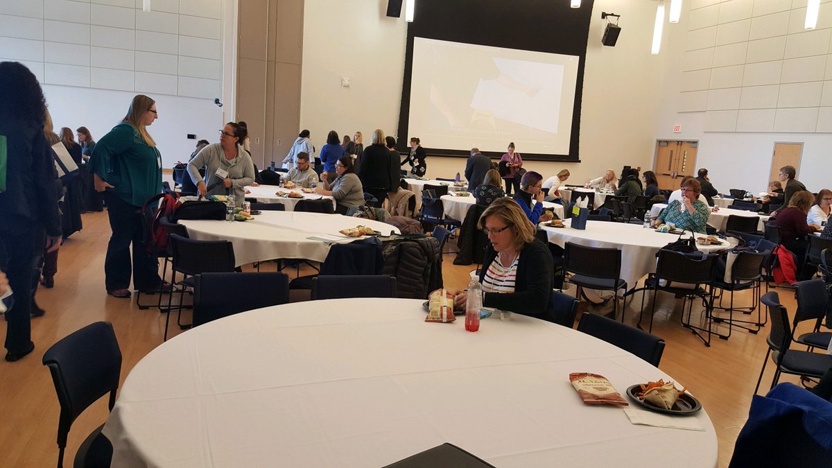 CTUXPA's tweet photo. #CTUXPA had the pleasure of attending and exhibiting at #WUDNE17 at @UConn today! What an amazing day of learning and meeting friendly new faces! 😀 #WUD2017 #accessibility #UX https://t.co/GOR4wLz8Nt