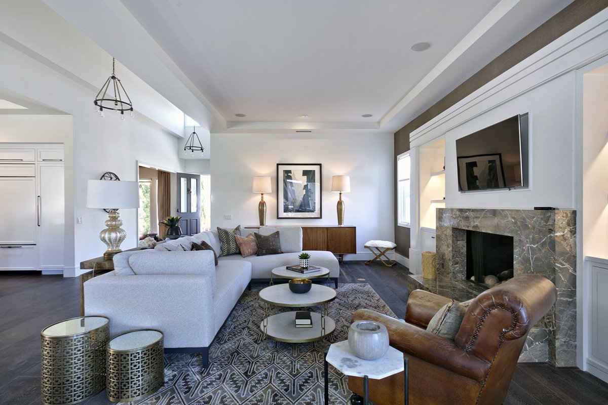 Parting with my home is bittersweet, but it’s clear Nat loves it and he and his family are going to be very happy there. #RealEstateWars