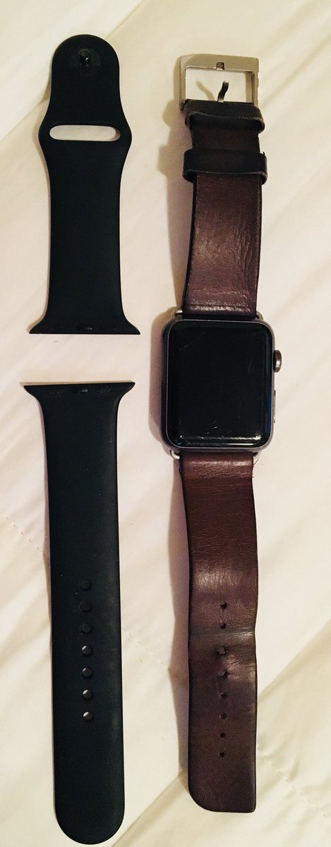Malc_Mann's tweet photo. $125
- Aluminum Series 1
- 42 mm (larger screen)
- Both bands included + charger https://t.co/CtMKIxEguR