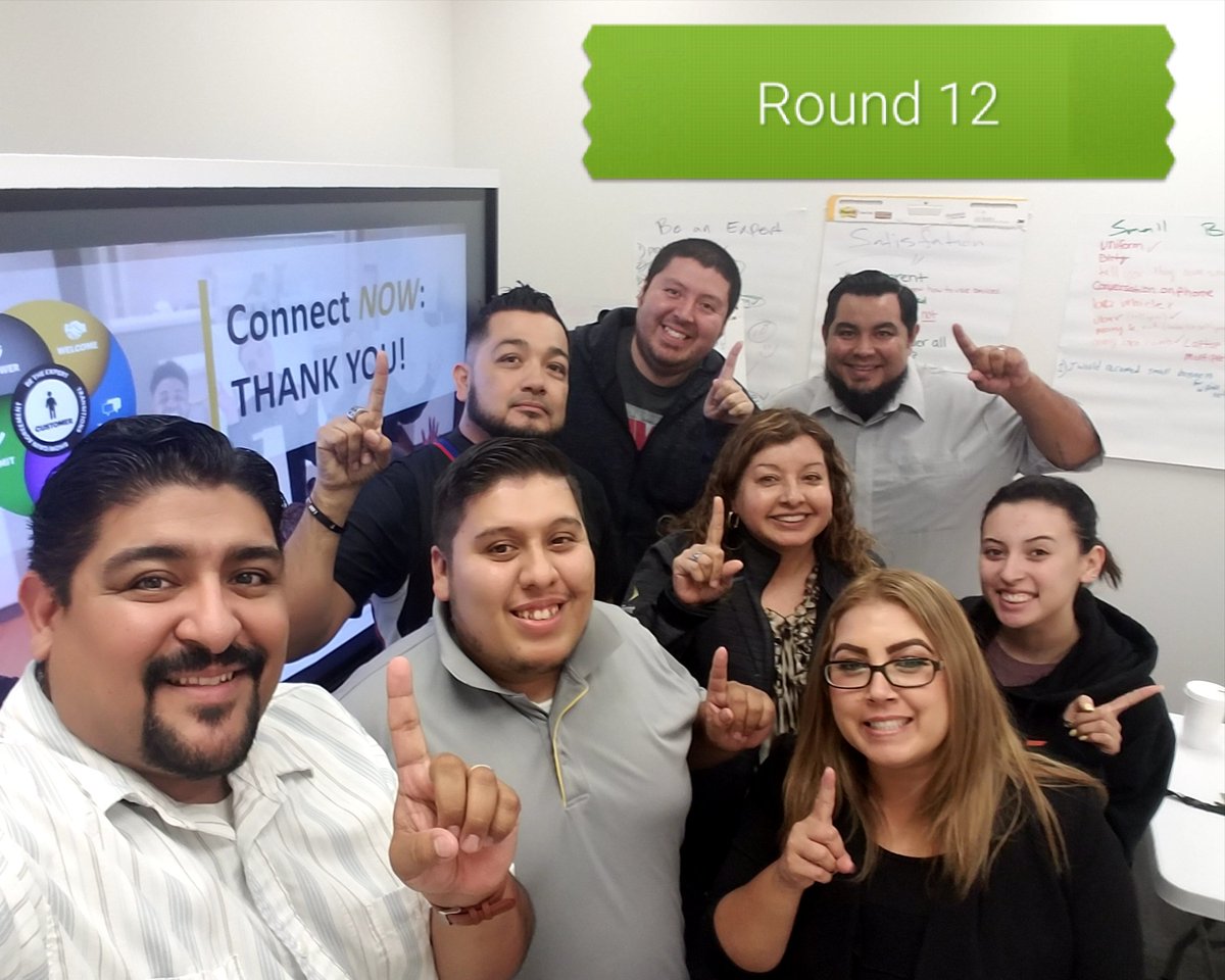 IvanArbizu's tweet photo. Another great week delivering #ConnectNow for consultants in #Oxnard with a special visit. The one and only @Tigre335 Thanks team! Looking forward to seeing these #gamechanger #SprintEmployee #AmazingLA https://t.co/z4IwBLWL02