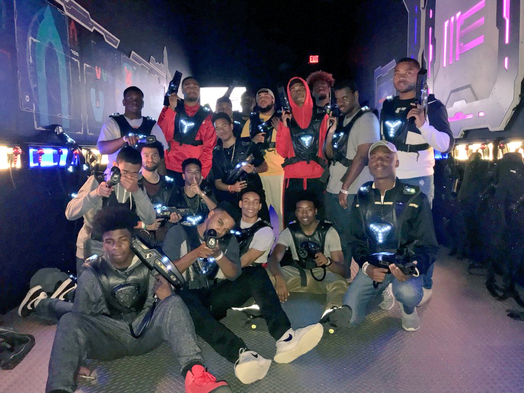 YoLaMontJohnson's tweet photo. Passion. Hunger. Drive. So proud of these men. #BrothersUnited #MakingBigMoves #YouAreWokeAndAwesome #DreamTeam #ThursdayNightDoneRight #IBelieveInYou https://t.co/pSRjdtNK29