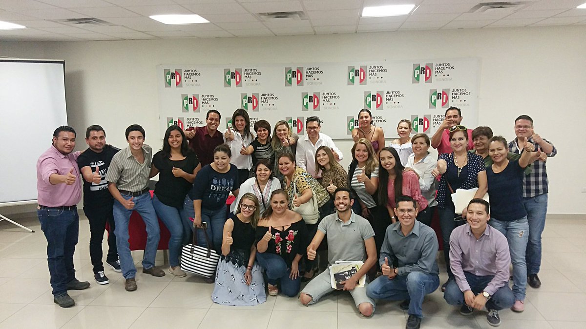 IRHsonora's tweet photo. Definiendo detalles del evento nacional de las 400 invitadas de la Escuela Nacional de Mujeres PRIistas 😃
#LaCausaNosUne #ICADEPSON 💪❤ https://t.co/xSNMKD59Tf