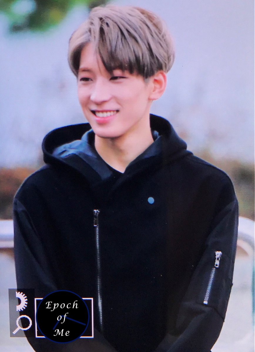 Epoch_of_Me's tweet photo. #WONWOO #원우 #SEVENTEEN #세븐틴 
171110 뮤뱅 미니 팬미팅 
달콤이 💕💕💕 https://t.co/HvNR7KDRnf
