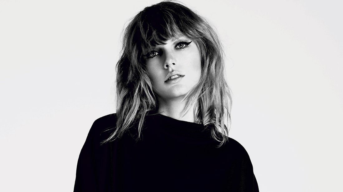 RollingStone's tweet photo. Rest in peace, Old Taylor, and for that matter New Taylor, because 'Reputation' is New New Taylor. Read Rob Sheffield's review https://t.co/3LDzhrwKOx https://t.co/cd6CvnvIvJ
