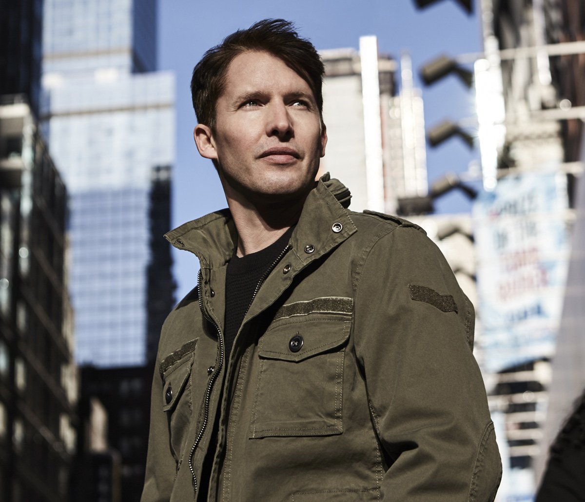 chbeat's tweet image. James Blunt am Stars in Town 2018 auf dem Herrenacker in Schaffhausen - #schaffhausen #herrenacker #starsintown - schaffhausen.net/2017/11/james-…