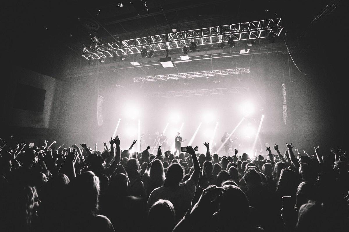 HoodieAllen's tweet photo. Orlando - The Hype World Tour

Orlando you were fucking magic tonight! Special show, truly a memorable one ❤️❤️❤️

Photos by @jackgorlin https://t.co/tGo8U0VbFx