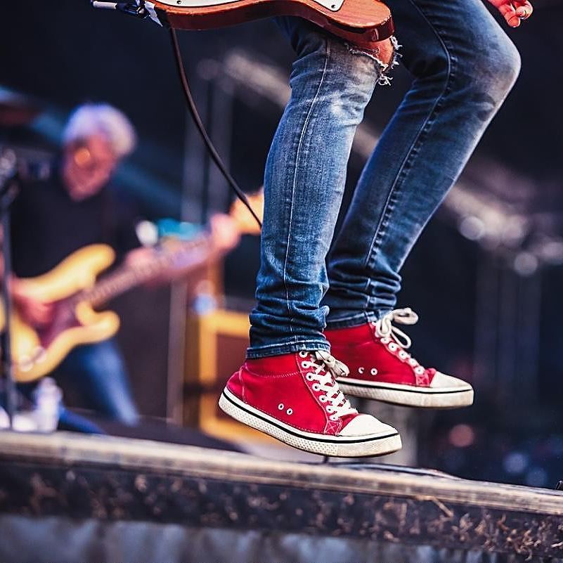 360Bees's tweet image. Jump with Converse - Les Wampas @ Festival Le Murmure du son © I N • P H Ø T O ⠀ — Ludovic Godet Photographe — ⠀
… ift.tt/2yOctRz