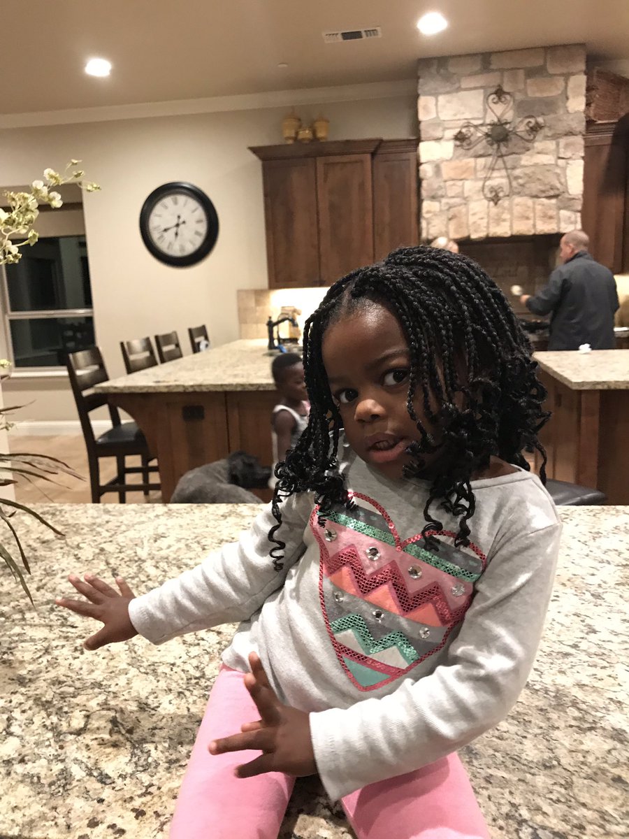 My cousin got her first weave and needless to say, she's feeling herself