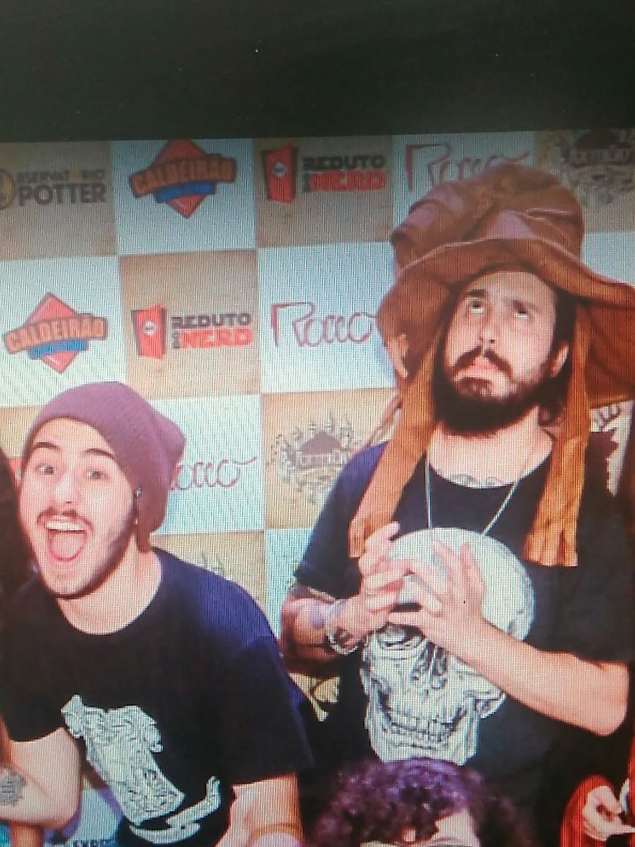 edupaloma's tweet photo. @cacocardassi e @leonardoasanti  vcs podem me explicar que foto foi essa... Kkkk https://t.co/PfQTOuD16n