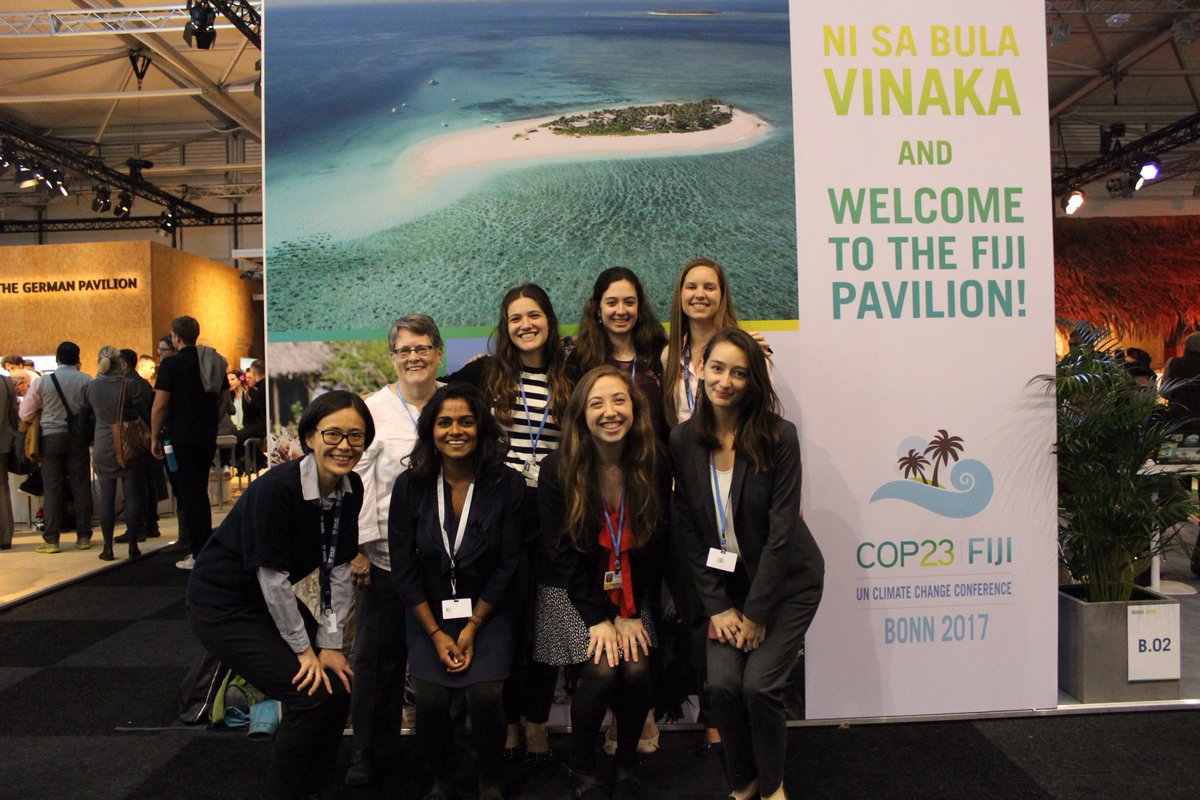 MariaOJolly's tweet photo. #EmoryCOP23 - Raising the bar. 

@JenniferFundora @esaikawa  @TefftSheila @NoBackupPlanet @copadventures23 @zBerger924 @orli_hendler #climatechange #COP23 #environment #justice #Fiji #Emory #energy #agriculture #WomenLead #womenpower #WomenLeadership https://t.co/WJL7bL60jy