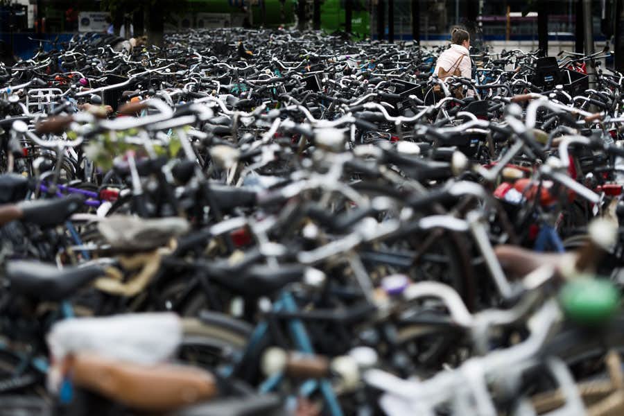 duicnl's tweet photo. Meer geld voor fietsparkeerplekken en veilige looproutes in Utrecht https://t.co/osxrEeJRda #utrecht https://t.co/ExfV9t3rAf