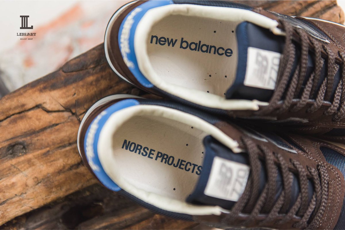 LIBRARYTAIWAN's tweet photo. Norse Projects x New Balance
與丹麥哥本哈根街頭時尚品牌跨��聯名
將80年代末的 770 鞋款，英國製造的優良血統完美詮釋📘
LIBRARY🎊秋冬特典 全館 #8折 $折扣下來超生火🔥
#Made #MIE #MadeInEngland #M770 #M770NP #M770NC #NorseProjects
@LIBRARYTAIWAN https://t.co/YTQi4x44pU