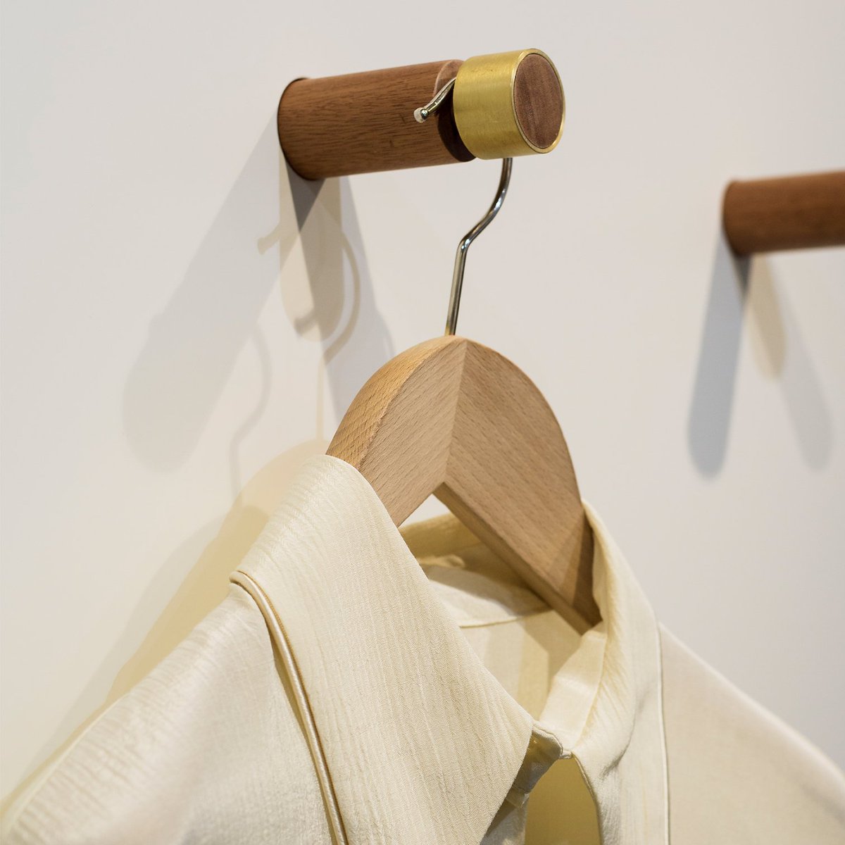 Studio_AMA's tweet photo. COUVERTURE & THE GARBSTORE | π· Richard Chivers (@richchivers)
#details #retail #rtl_design #couverture #couvertureandthegarbstore #garbstore https://t.co/nBatX3JIkP