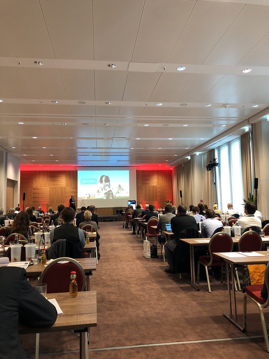 PR_Union's tweet photo. Individualisierung rules: zeigt jetzt #Spreadshirt auf dem Gift Card Summit in München #igccs17 https://t.co/Krc7cokLkv