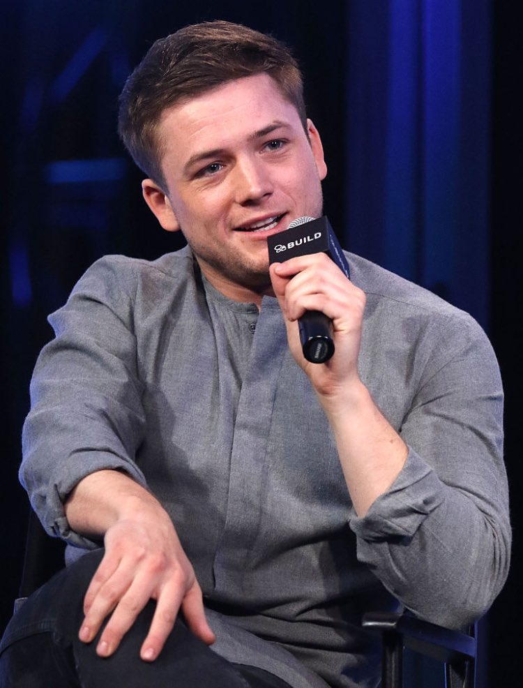 Happy birthday to the beautiful taron egerton! he\s so talented, good, precious and deserves all the happiness! 