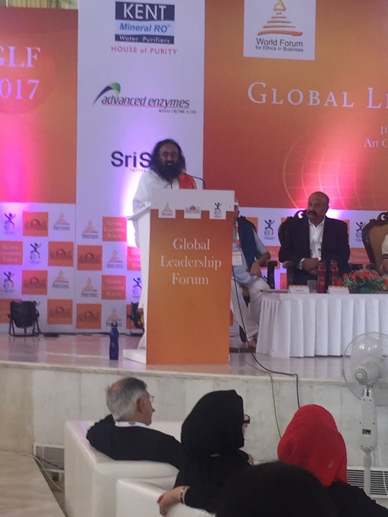 OfficeOfGurudev's tweet photo. Gurudev @SriSri inaugurated the 2nd edition of @GLF_2017, a 2-day meet this morning in @BangaloreAshram attended by leaders from 25 countries. https://t.co/0fUwl9bML8