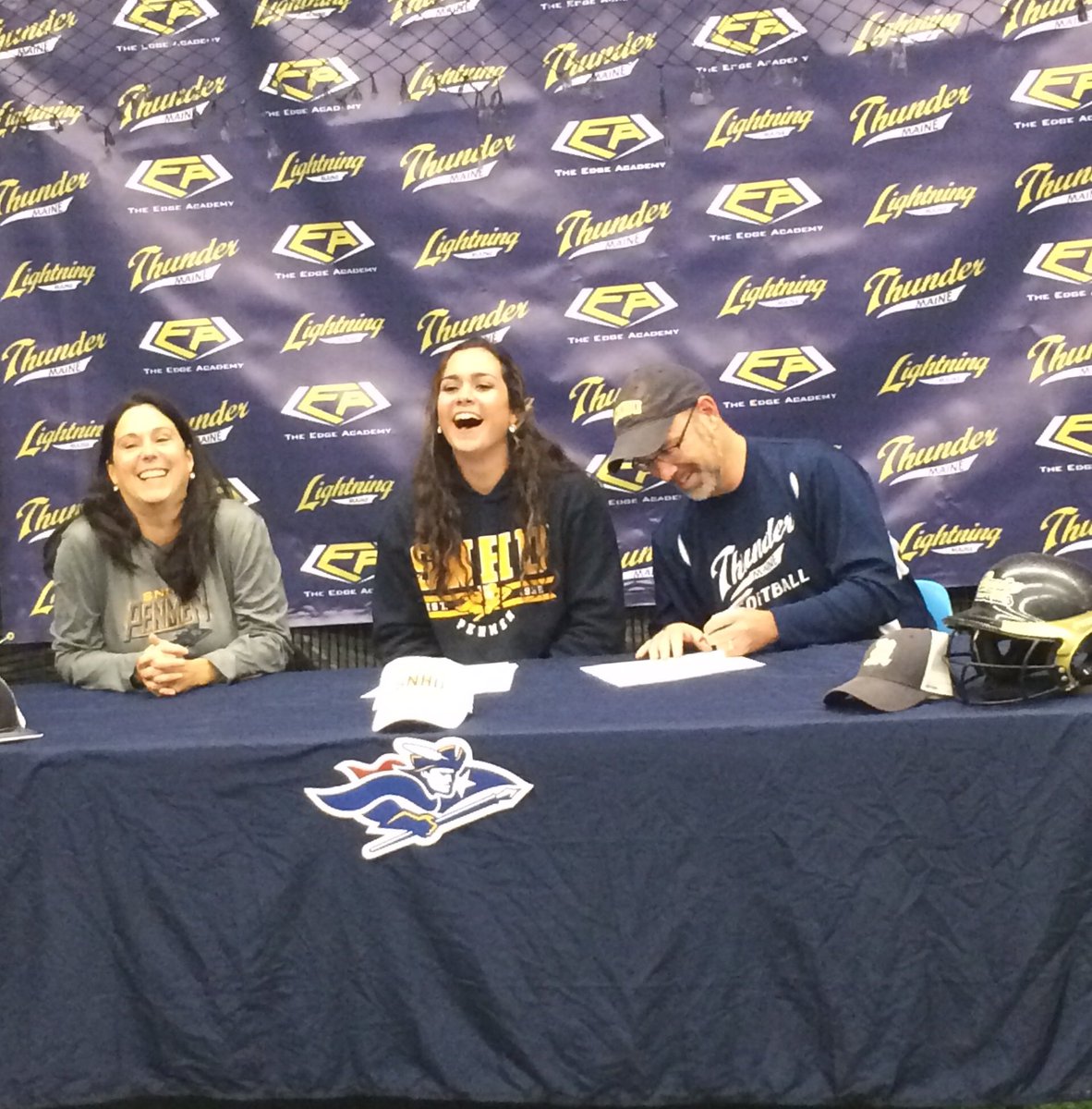 Congratulations Chloe Griffin on signing your NLI to SNHU.
We are proud of you! #SHSathletics