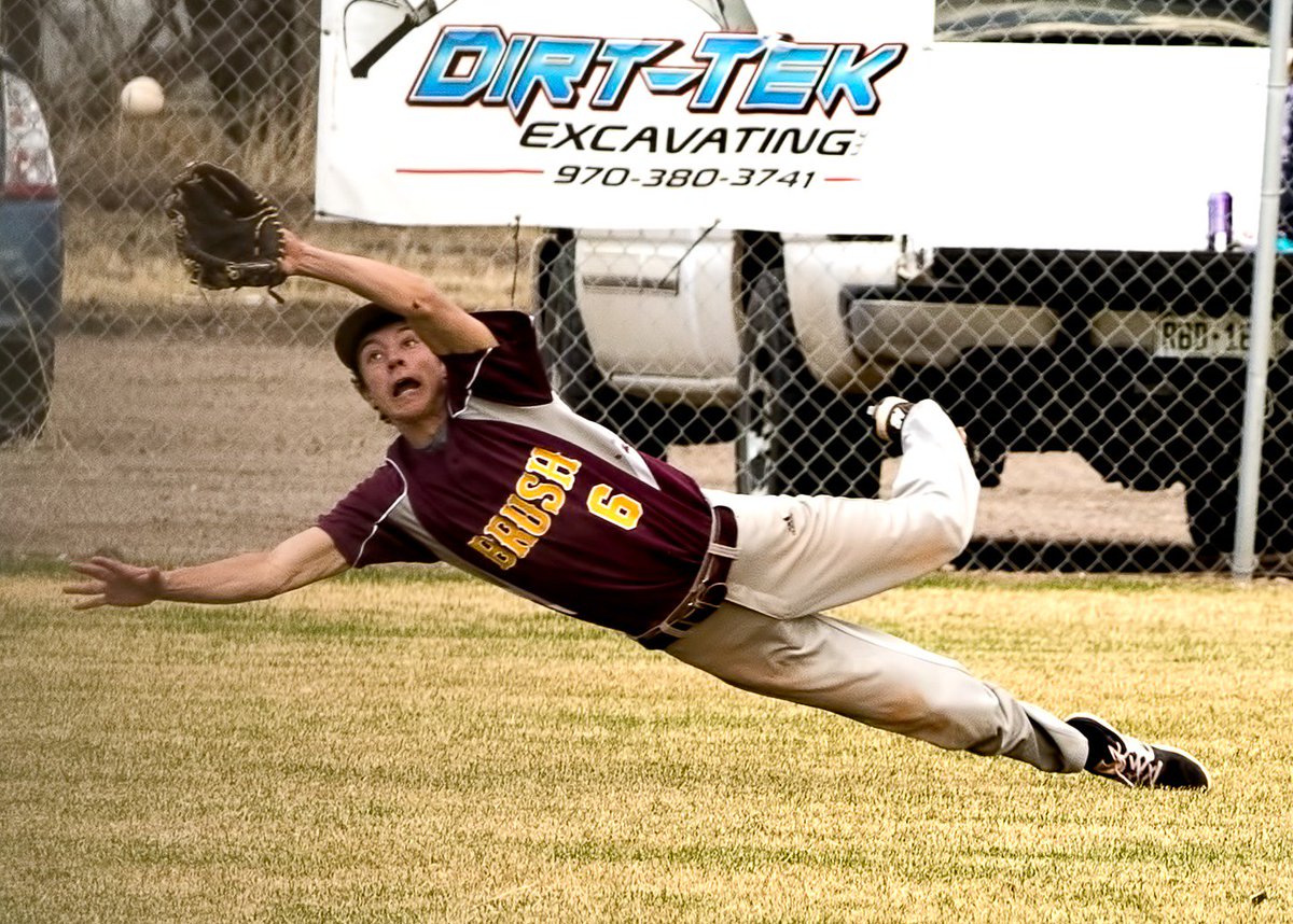 thepauldineen's tweet photo. Ben Brown of #BrushBeetdiggers #baseball dives for a ball hit to left field in the March 30, 2017 game against the #FortMorganMustangs https://t.co/fdmhdTE0Ti