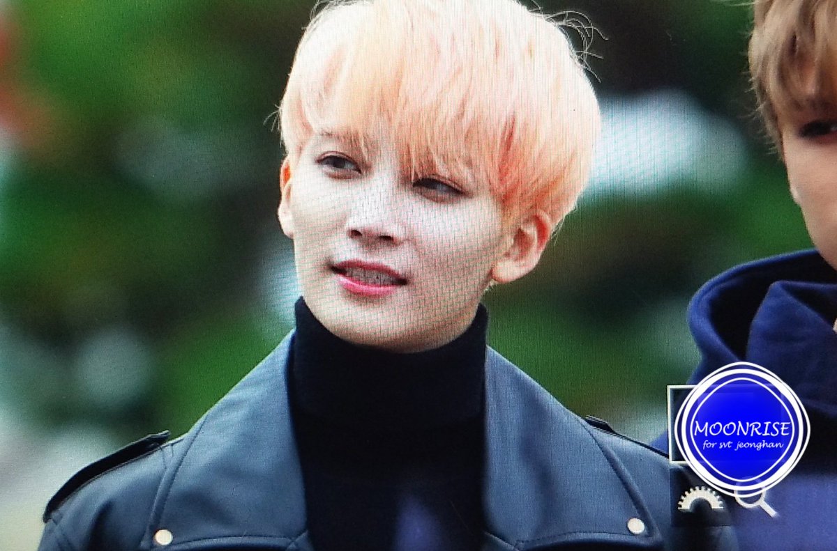 moonrise1004's tweet photo. 171110 뮤직뱅크 미니팬미팅 #세븐틴 #정한 #SEVENTEEN #JEONGHAN https://t.co/D8BiZd0pyH